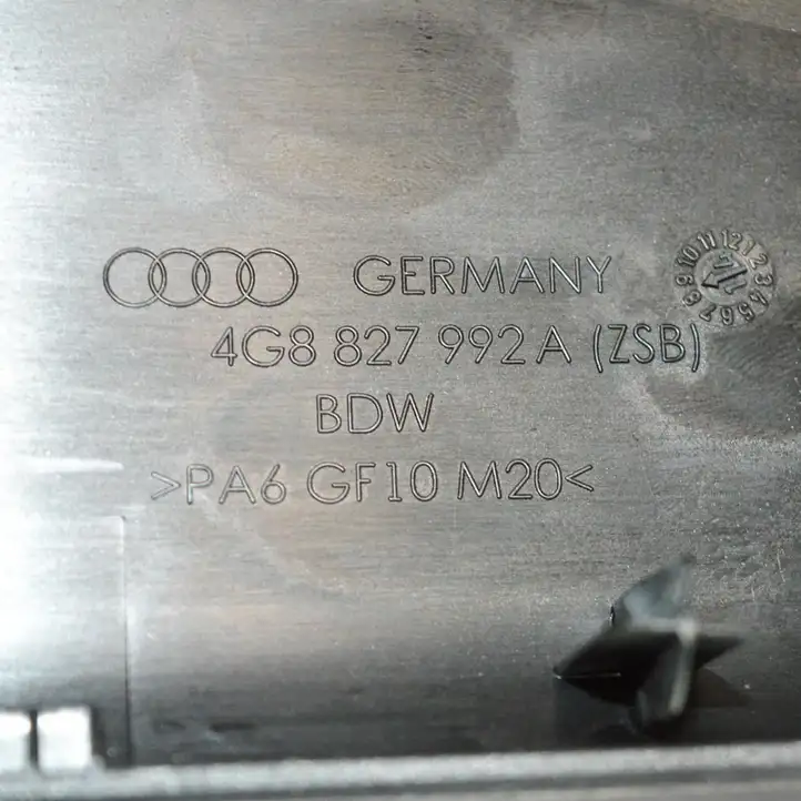 Audi A7 S7 4G (2014 - 2018) 4G8827992A Прочие внешние детали — фото 4