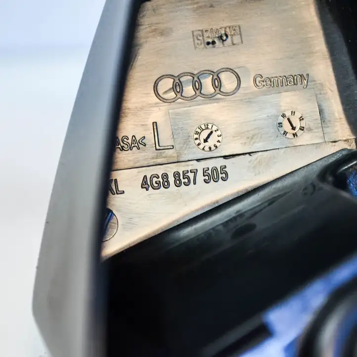 Audi A7 S7 4G (2014 - 2018) 4G8857505 Прочие детали салона — фото 3