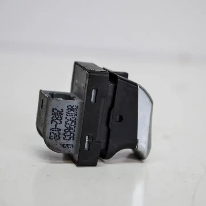Audi A4 S4 B8 8K (2007 - 2011) 8K0959855B Кнопка стеклоподъемников — фото 2