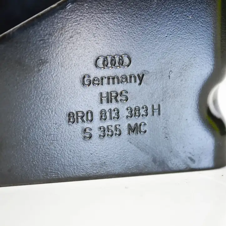 Audi Q5 SQ5 (2012 - 2017) 8R0813383H Другая часть кузова — фото 3