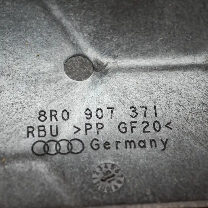 Audi Q5 SQ5 (2012 - 2017) 8R0907371 Прочие детали салона — фото 3