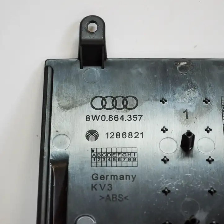 Audi A4 S4 B9 (2015 - 2019) 8W0864357 Прочие детали салона — фото 3