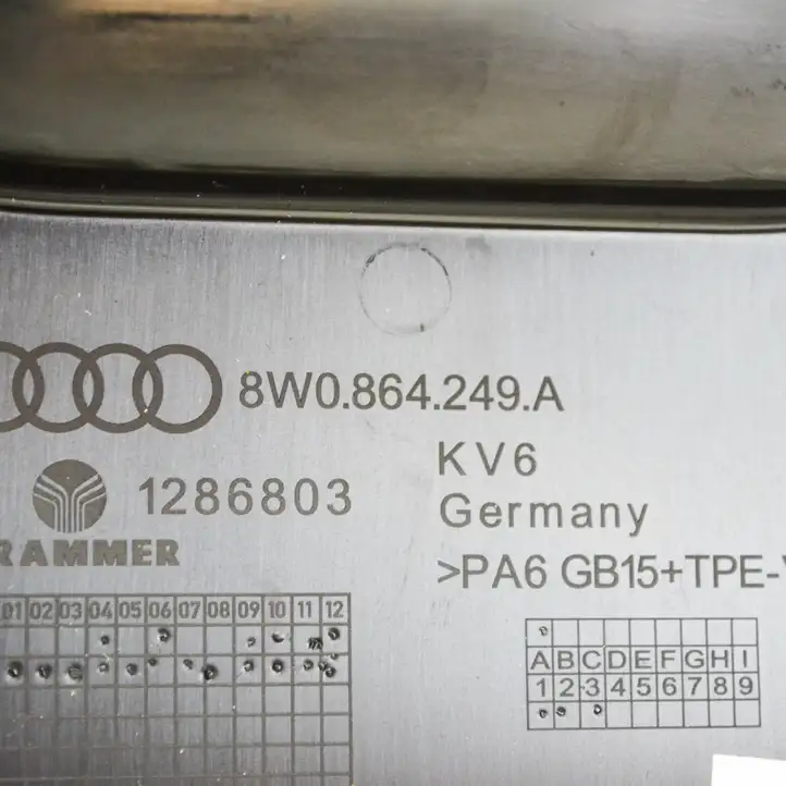 Audi A4 S4 B9 (2015 - 2019) 8W0864249A Прочие детали салона — фото 3