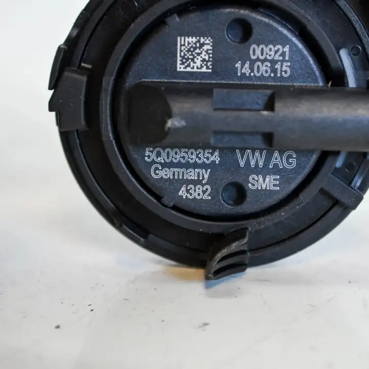 Audi A3/S3 8V (2012 - 2016) 5Q0959354 Датчик удара SRS — фото 4