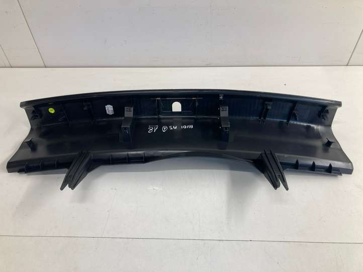 Audi A5 (2011 - 2016)  8T8864483 Отделка порога багажника