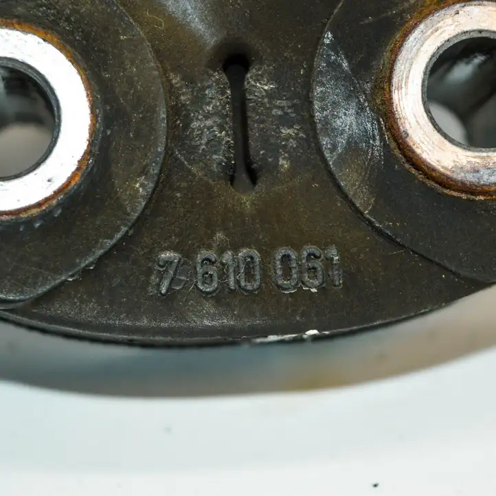 BMW 3 F30 F35 F31 (2012 - 2018) 7610061 Демпфер кардана — фото 3