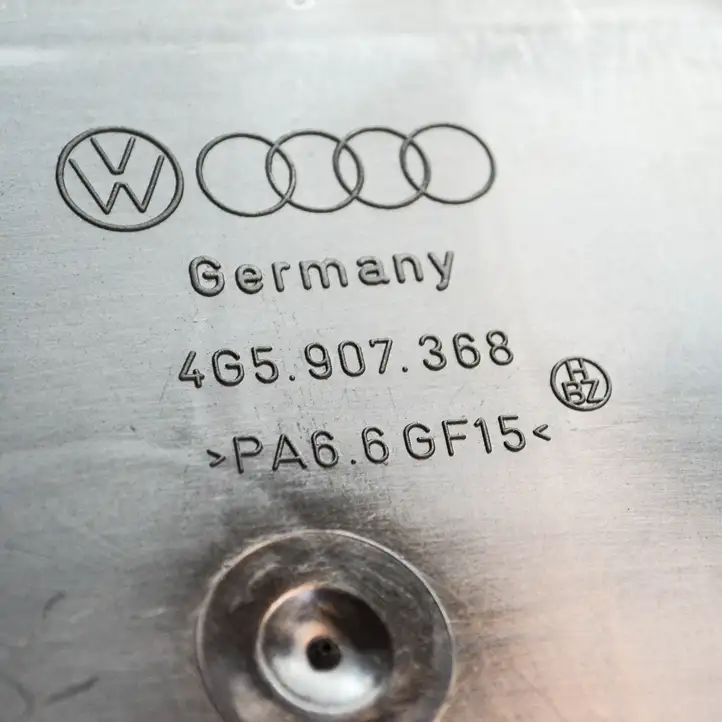 Audi A6 C7 (2014 - 2018) 4G5907368 Прочие детали салона — фото 3
