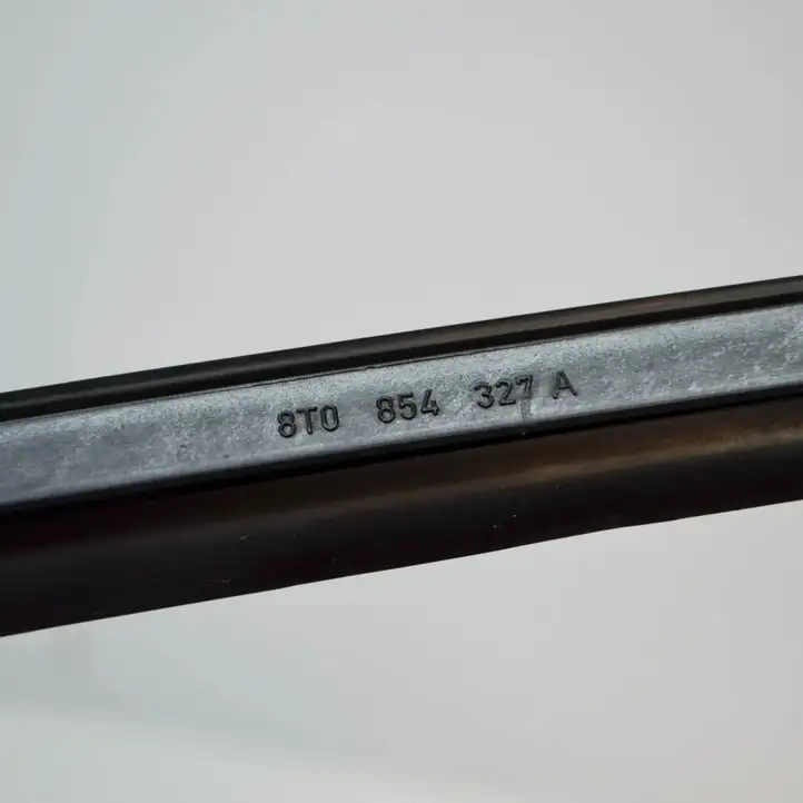 Audi A5 8T 8F (2007 - 2011) 8T0854327A Накладка стоек лобового стекла — фото 4