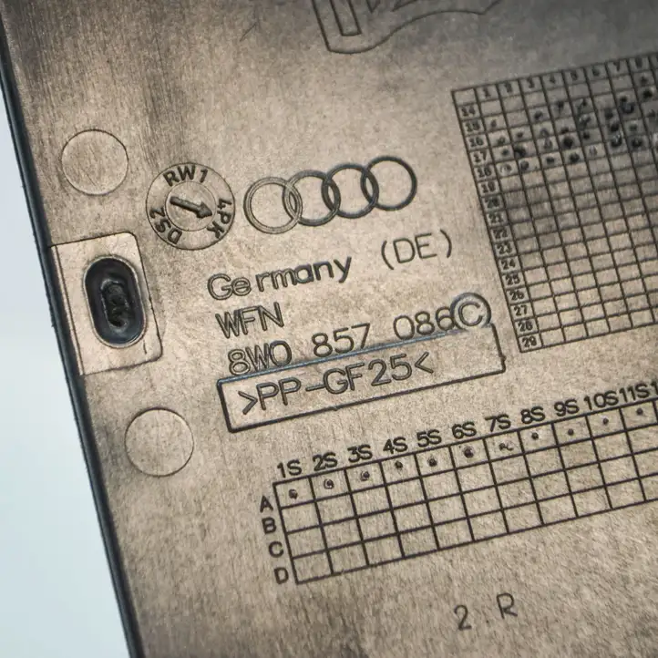 Audi A4 S4 B9 (2015 - 2019) 8W0857086C Боковая отделка панели приборов — фото 4