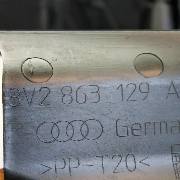 Audi A3/S3 8V (2016 - 2020) 8V2863129A Прочие детали салона — фото 3