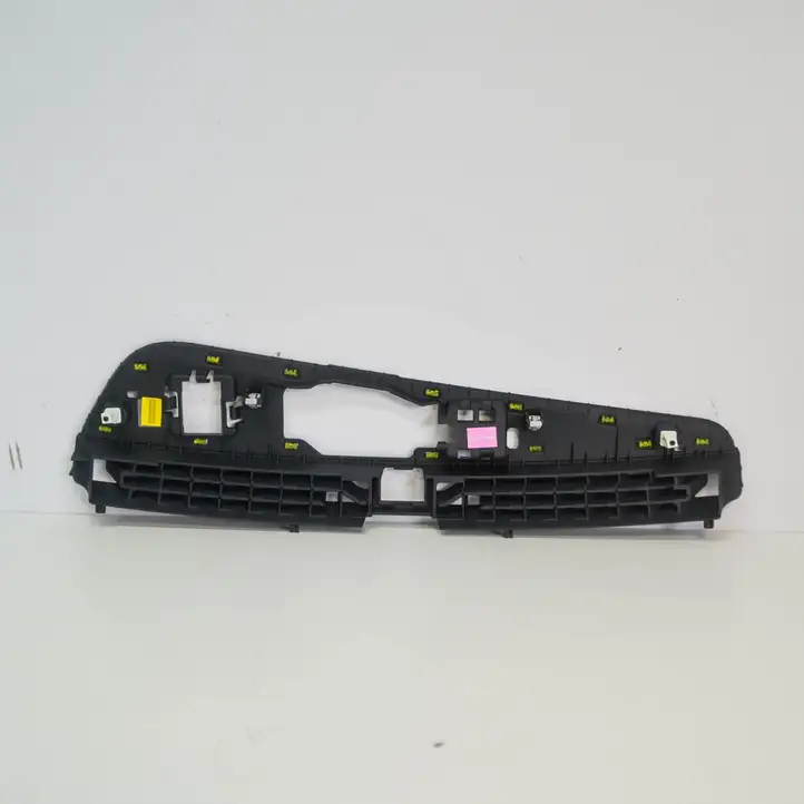 Audi A3/S3 8V (2016 - 2020) 8V2819635D Воздушная решетка панели — фото 4