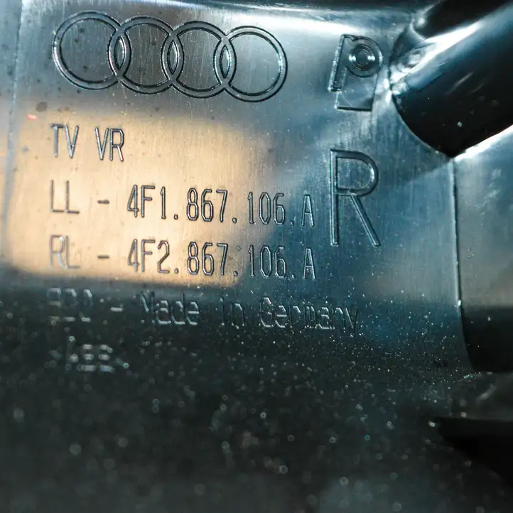 Audi A6 S6 C6 4F (2004 - 2008) 4F1867106A Прочие детали салона — фото 5