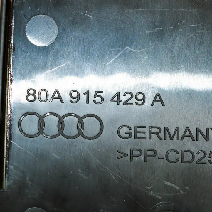 Audi Q5 SQ5 (2017 - ) 80A915429A Прочие детали салона — фото 4