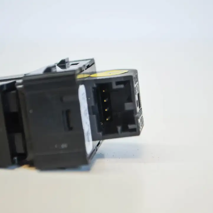 Audi A4 S4 B9 (2015 - 2019) 4M0959855 Кнопка стеклоподъемников — фото 4