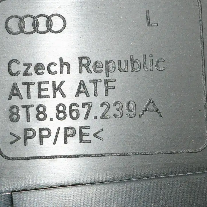 Audi A5 8T 8F (2011 - 2016) 8T8867239A Нижняя обшивка стойки B — фото 6