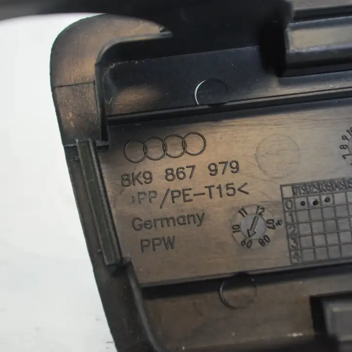 Audi A4 S4 B8 8K (2007 - 2011) 8K9867979 Прочие детали салона — фото 5