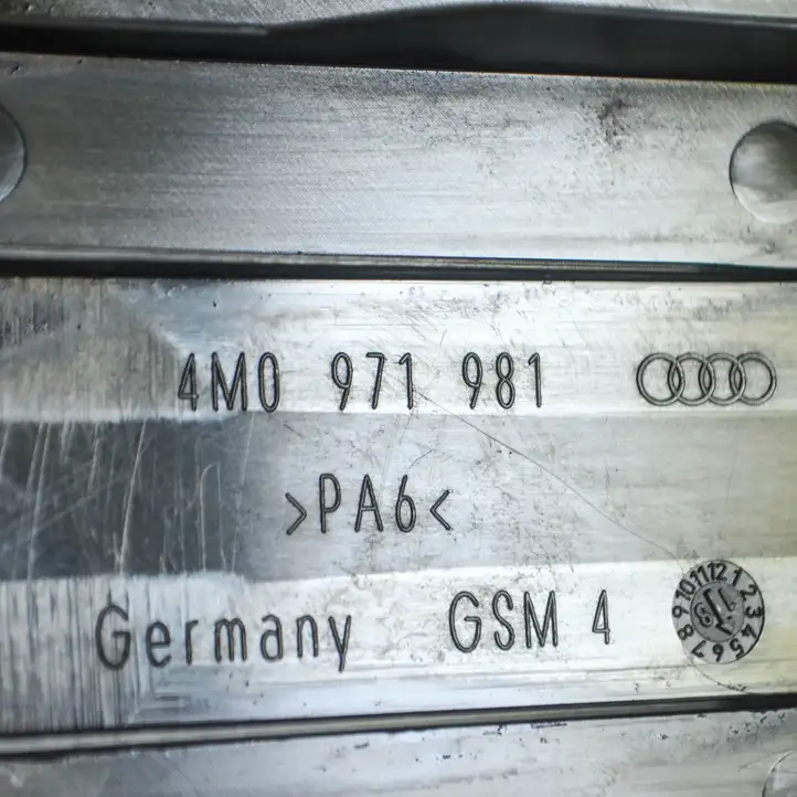 Audi Q5 SQ5 (2017 - ) 4M0971981 Прочие детали салона — фото 4