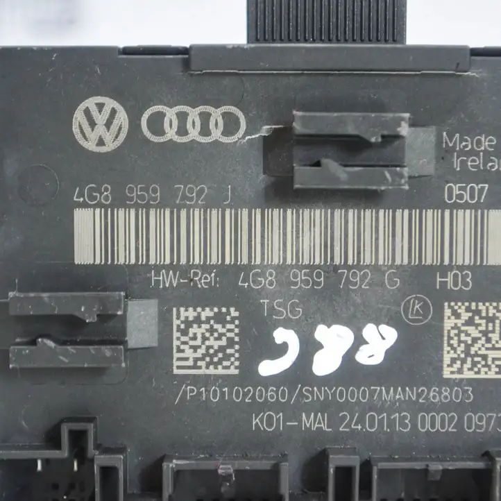 Audi A6 C7 (2011 - 2014) 4G8959792J Блок управления дверью — фото 4