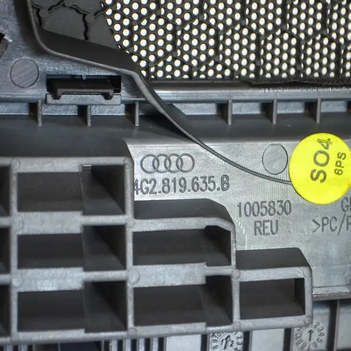 Audi A6 C7 (2011 - 2014) 4G2819635B Прочие детали салона — фото 9