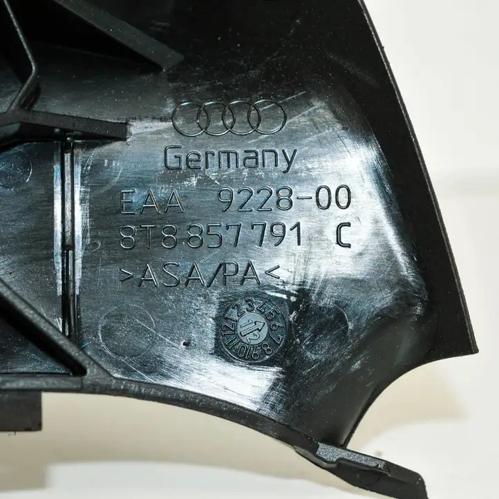 Audi A5 8T 8F (2011 - 2016) 8T8857791C Прочие детали салона — фото 5