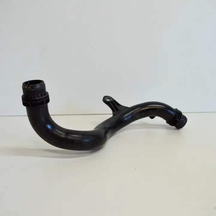 Audi A4 S4 B9 (2015 - 2019) 04L121071G Шланги системы охлаждения — фото 2