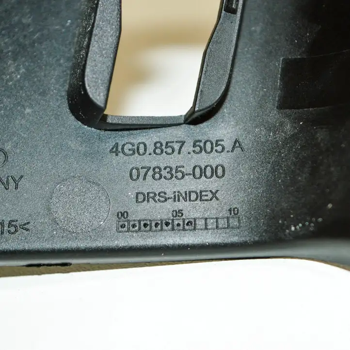 Audi A6 C7 (2014 - 2018) 4G0857505A Отделка лючка топливного бака — фото 4