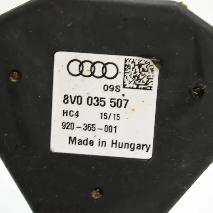 Audi A6 C7 (2014 - 2018) 8V0035507 Усилитель антенны — фото 5