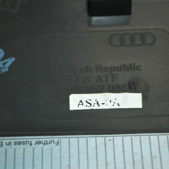 Audi Q5 SQ5 (2008 - 2012) 8R0857086B Боковая отделка панели приборов — фото 4
