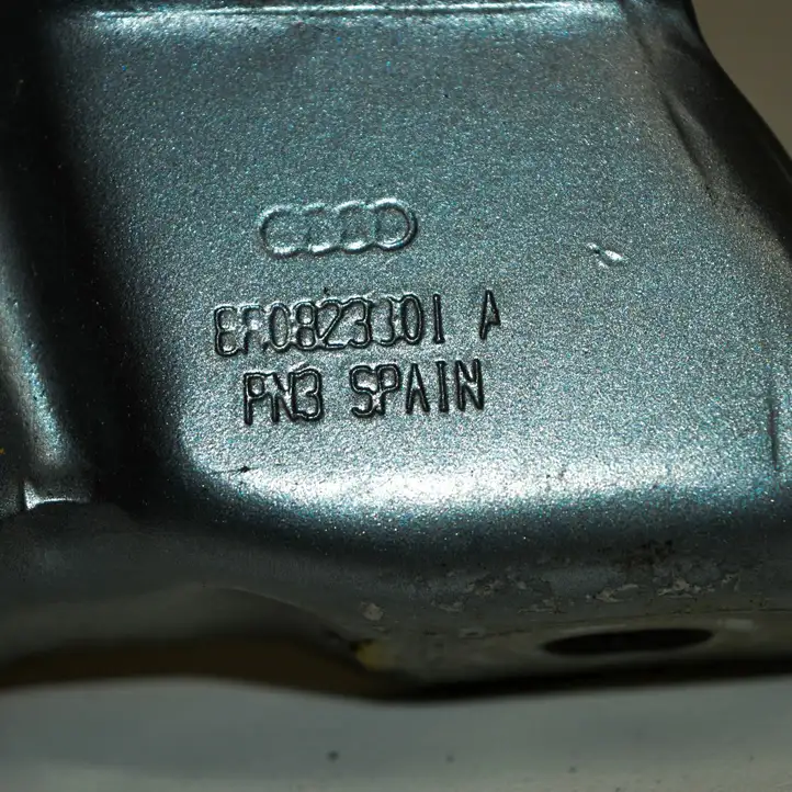 Audi Q5 SQ5 (2008 - 2012) 8R0823301A Петли капота — фото 4