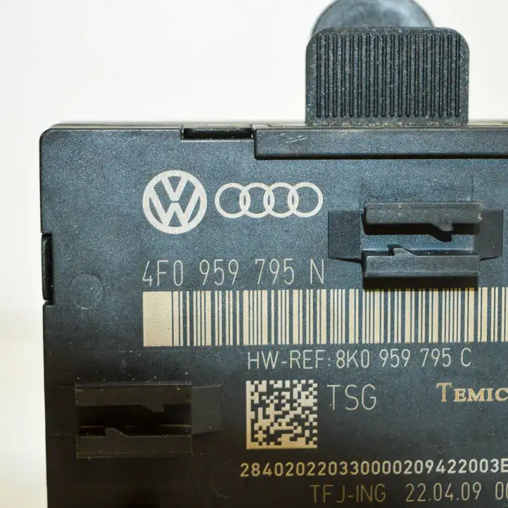 Audi Q5 SQ5 (2008 - 2012) 4F0959795N Блок управления дверью — фото 4
