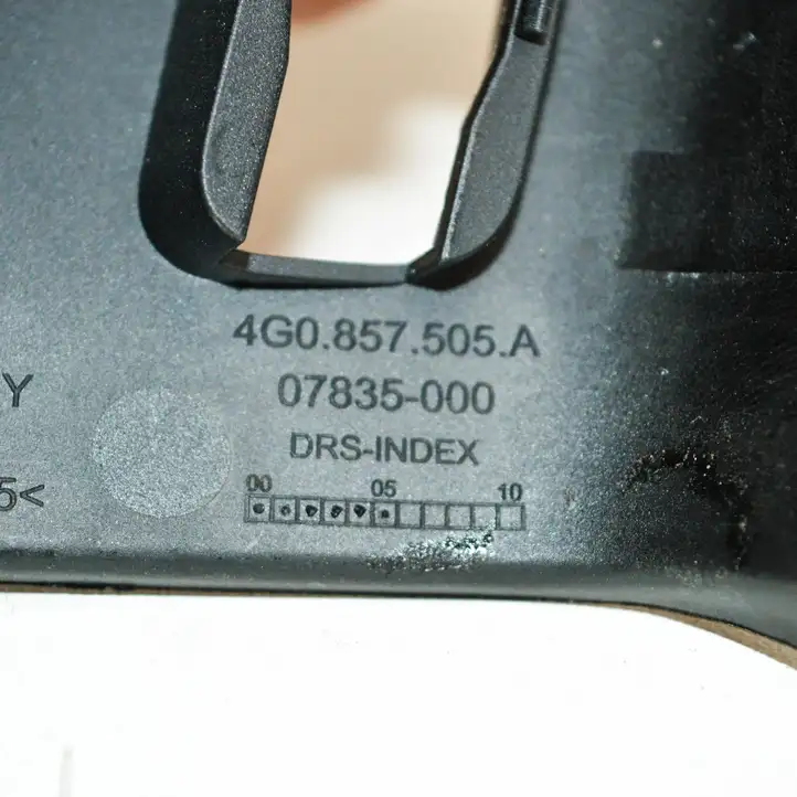 Audi A6 C7 (2011 - 2014) 4G0857505A Прочие детали салона — фото 4