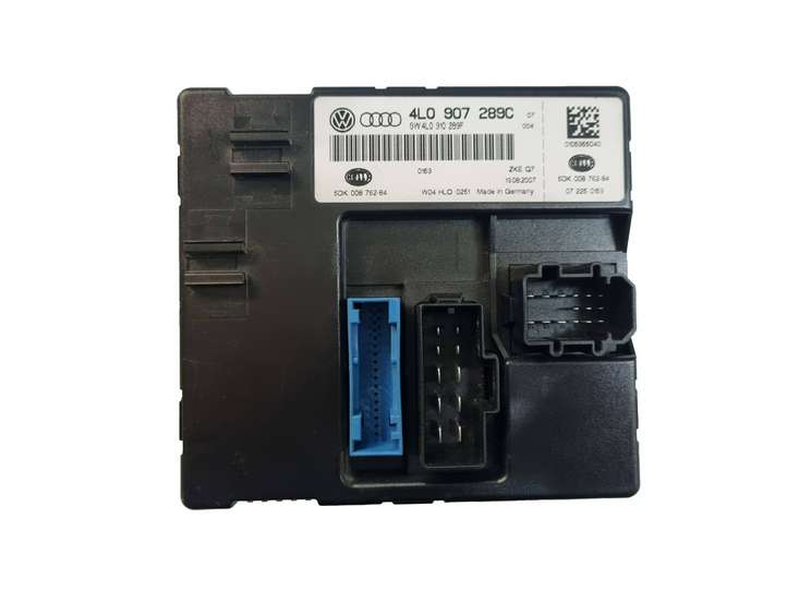 Audi Q7 (2005 - 2009)  4L0907289C Модуль фонарей