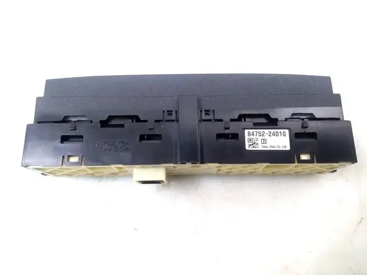 Lexus IS III XE30 (2013 - 2016) 8475224010 Включатель обогрева — фото 3