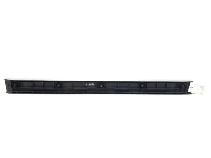 Toyota Land Cruiser (J120) (2002 - 2009) 5857460080 Прочая отделка багажника — фото 3
