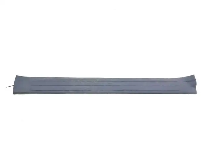 Toyota Land Cruiser (J120) (2002 - 2009) 6791360080 Внутренняя отделка переднего порога — фото 1