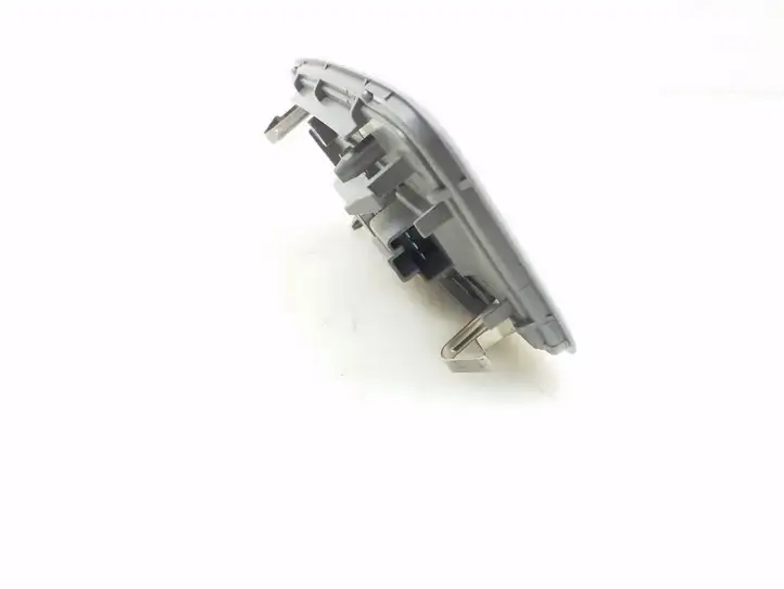 Toyota Land Cruiser (J120) (2002 - 2009) 8124033030 Задняя подсветка — фото 3