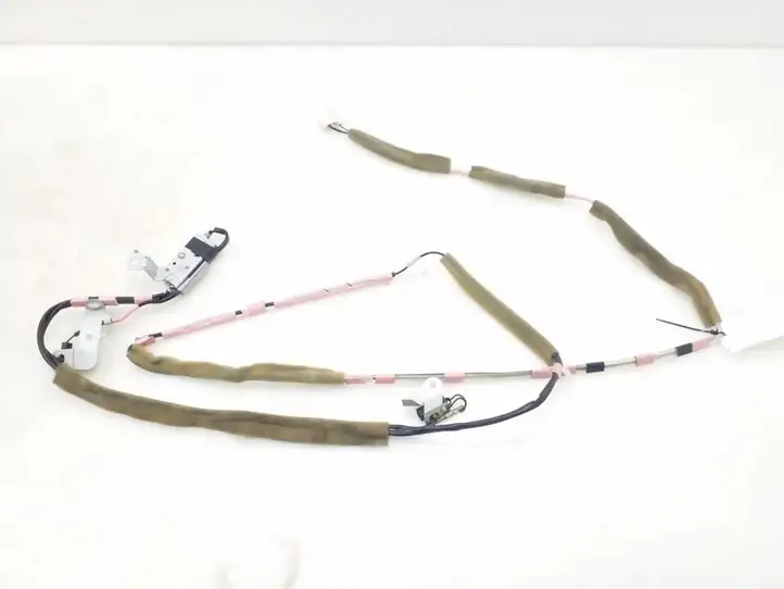 Toyota Land Cruiser (J120) (2002 - 2009) 8630060380 Усилитель антенны — фото 1
