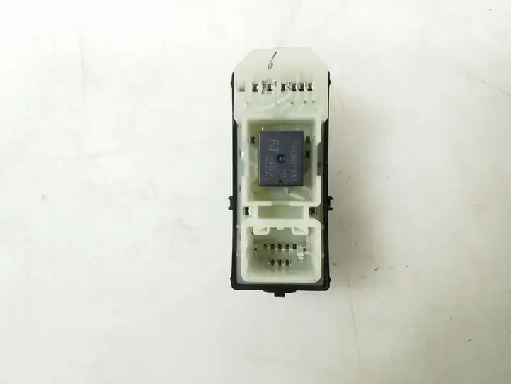Toyota Land Cruiser (J120) (2002 - 2009) 8403060022 Блок кнопок стеклоподъемников — фото 2