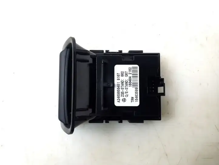 Mercedes-Benz CLA C117,X117,W117 (2013 - 2019) A2469050451 Механизм ручного тормоза (в салоне) — фото 2