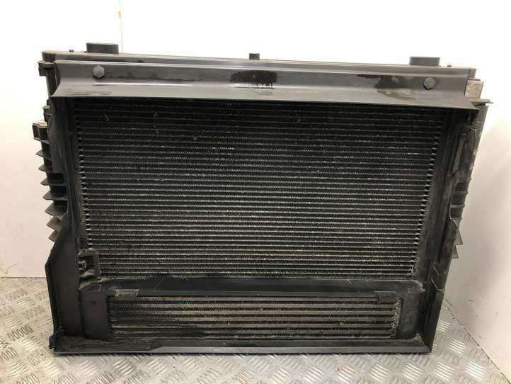 BMW 5 E60 E61 (2004 - 2010)  7787830 Комплект радиаторов