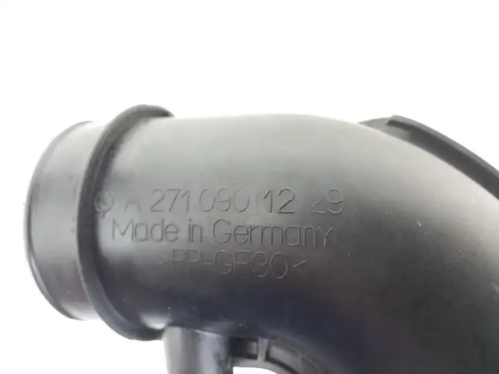Mercedes-Benz C W204 (2007 - 2014) A2710901229 Трубка подачи воздуха — фото 2
