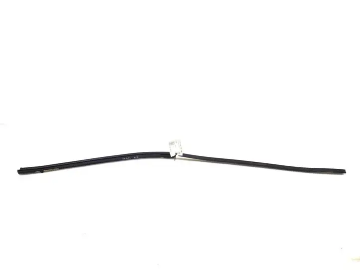 Toyota Land Cruiser (J120) (2002 - 2009) 7553360040 Накладка стоек лобового стекла — фото 2