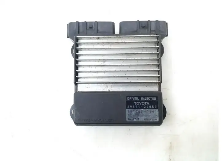 Toyota Land Cruiser (J120) (2002 - 2009) 8987120050 Блок управления впрыском — фото 3