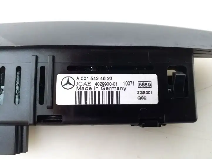 Mercedes-Benz E W212 (2009 - 2016) A0015424623 Экран парктроника PDC — фото 2