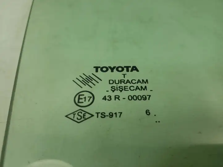 Toyota Corolla Verso AR10 (2004 - 2009) 681010F010 Стекло передней двери — фото 2