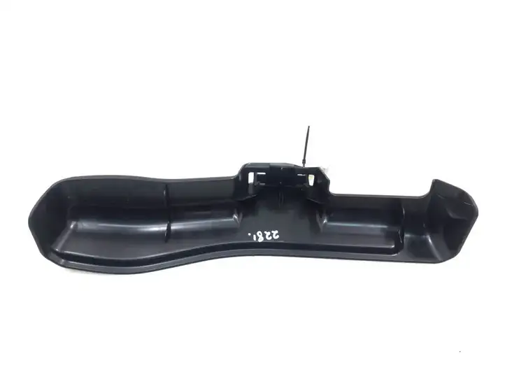 Toyota Urban Cruiser (XP110) (2007 - 2016) 5844252060 Прочие детали салона — фото 3