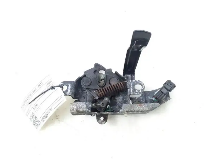 Toyota Urban Cruiser (XP110) (2007 - 2016) 5351052460 Ручка открытия капота — фото 1