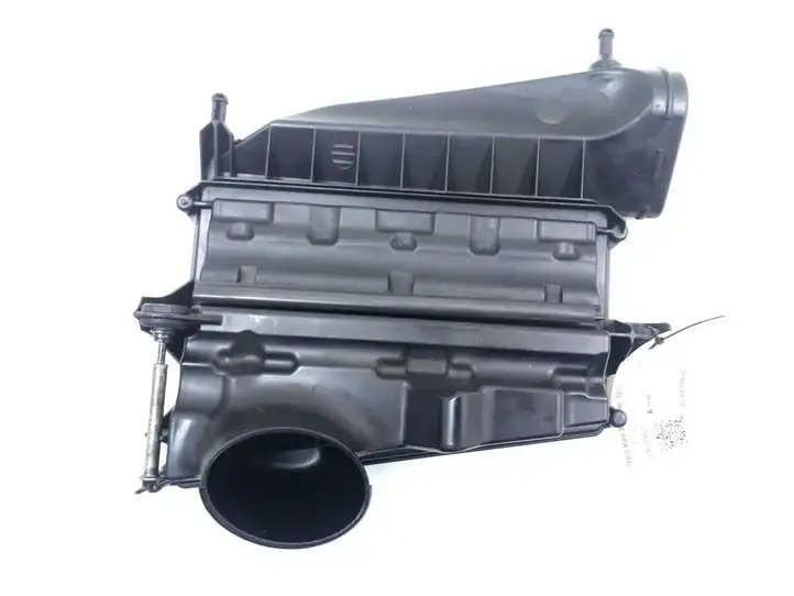 Mercedes-Benz R W251 (2005 - 2013) A6420902001 Корпус воздушного фильтра — фото 1