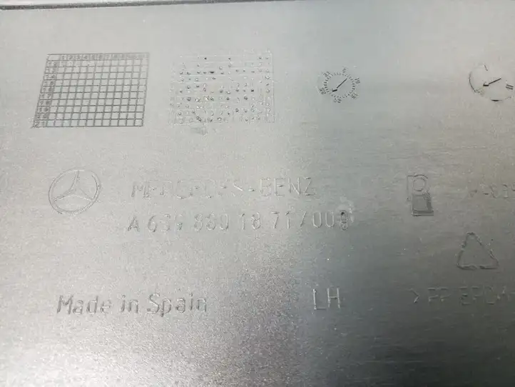 Mercedes-Benz Vito Viano W639 (2010 - 2015) A6398801871 Угловая часть заднего бампера — фото 2