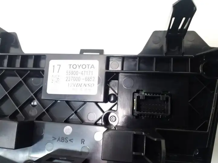 Toyota Prius+ (ZVW40) (2011 - 2018) 5590047171 Блок управления кондиционером — фото 3
